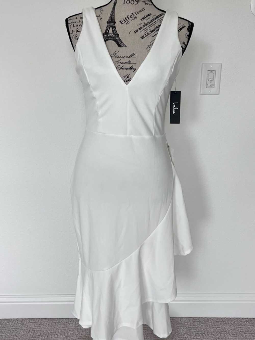 Lulu's White V-Neck Satin Midi Dress Size L